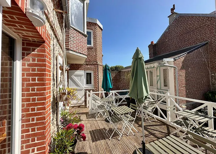 Отель Ancestor -